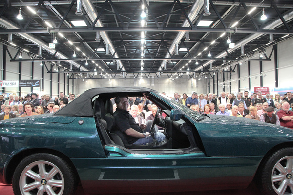 BMW Z1 Roadster (1989) - als Lot 18 verteigert an der Auktion der Oldtimer Galerie anlässlich der Swiss Classic World Luzern am 25. Mai 2019