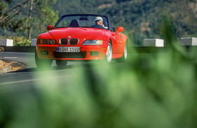 BMW Z3 2.8 Roadster (1996) - in den Radhäusern gibt es auch Platz für breitere Räder
