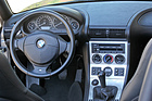 Bild: BMW Z3 3.0 Roadster (2001) - chromeingefasste Instrumente