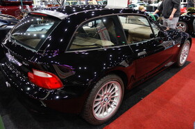 BMW Z3 Coupé 3.0i (2001) "Turnschuh" mit Sechszylinder – Classic Car Show Maastricht 2023 (2001)
