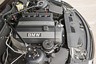 BMW Z4 (2004) - gut ausgefüllter Motorraum