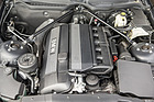 Bild: BMW Z4 (2004) - längs eingebauter Reihen-Sechszylindermotor