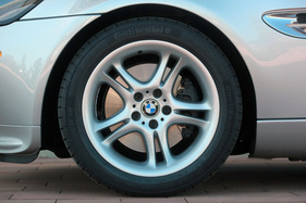 BMW Z8 (2001) - 18-Zoll-Räder
