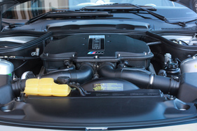 BMW Z8 (2001) - der V8-Motor wurde auch beim BMW M5 eingebaut