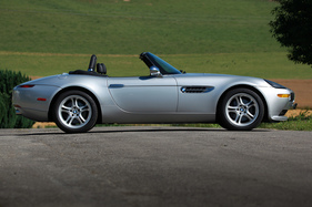 BMW Z8 (2001) - lange Schnauze, kurzes Heck - klassische Proportionen