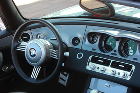 BMW Z8 (2001) - nichts lenkt den Blick zur Strasse ab