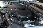 BMW Z8 (2001) - vier obenliegende Nockenwellen, vier Ventile pro Zylinder - viel Technik