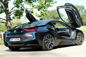 BMW i8 Coupé (2014) - als Lot 16 an der Bonhams Padua Versteigerung am 27. Oktober 2018