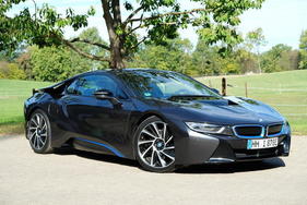 BMW i8 Coupé (2014) - als Lot 16 an der Bonhams Padua Versteigerung am 27. Oktober 2018