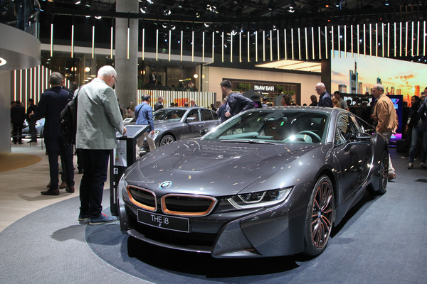 BMW i8 Ultimate Sophisto Edition (2019) - 2020 ist Schluss mit dem i8 - IAA in Frankfurt 2019