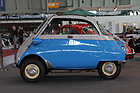 Bild: BMW isetta (1959) - der praktische Viersitzer-Roller von BMW, im Angebot eines Händlers - an der Retro Classics Stuttgart 2012