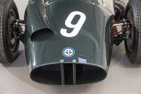 BRM P25 (1958) - die Front besteht hauptsächlich aus Kühllufteinlässen