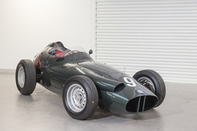 BRM P25 (1958) - schlank gebaut aber weniger niedrig als die Konkurrenz