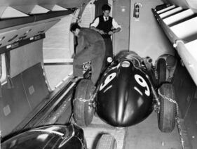 BRM P25 (1959) - Chassis 27/3, unterwegs per Flugzeug
