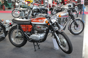 BSA A 65 Tunderbold (1972) -50 PS aus 650 cm3 - Teil der Sondschau Britische Motorräder - Retro Classics Stuttgart 2017