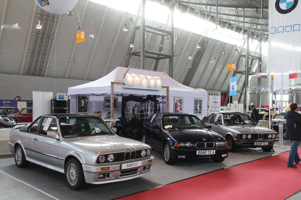 Baur-BMW-Cabriolets auf dem Clubstand - Retro Classics Stuttgart 2020