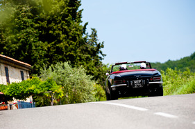 Begleitfahrzeug an der Mille Miglia 2012 - Ferrari 330 GTS (1963)