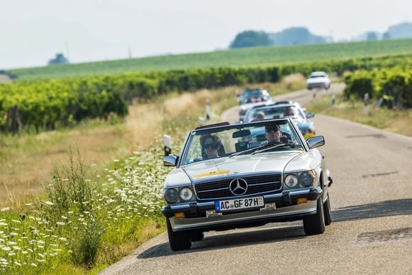 Bild: Bei der ADAC Deutschland Klassik 2025 gehen knapp 80 historische Automobile auf Entdeckungstour rund um Heidelberg