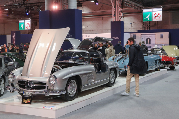 Bild Beide Mercedes-Benz 300 SL fanden neue Beitzer - Artcurial Rétromobile Versteigerung 2024