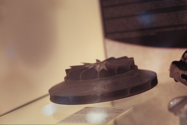 Beim Berlin-Rom-Wagen würden innovative Ansätze verfolgt, wie dieses Lüftungsrad, das man später dann beim 917 zum Beispiel wiedersah - Prototyp Automuseum Hamburg