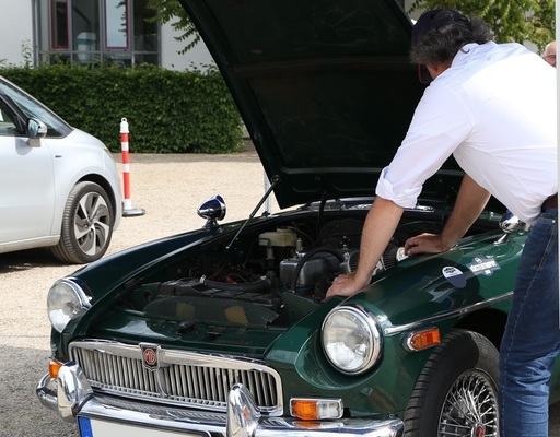 Beim Verkauf/Kauf eines Oldtimers eine Reparaturkosten-Garantie besonders interessant