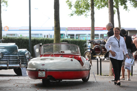 Belcar (1956) - mit nur einem Hinterrad - am ZCCA 2016