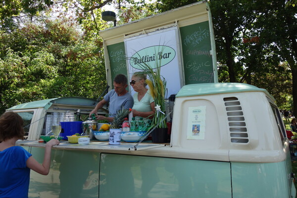 Beliebter Umbau eines VW-Busses - Vienna Classic Days 2024