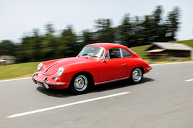 Benjamin Tobler und Patrick Tobler im Porsche 356 (1962) Benjamin Tobler und Patrick Tobler im Porsche 356 (1962)