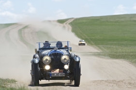 Bentley 4 1/2 Litre (1928) - auf der langen Fahrt nach Russland - Rallye Peking-Paris 2013 Bentley 4 1/2 Litre (1928) - auf der langen Fahrt nach Russland - Rallye Peking-Paris 2013
