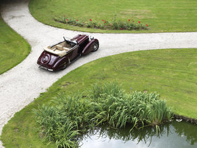 Bentley 4 1/2 Litre Cabriolet (1937) - als Lot 22 an der Bonhams Versteigerung Chantilly 2015