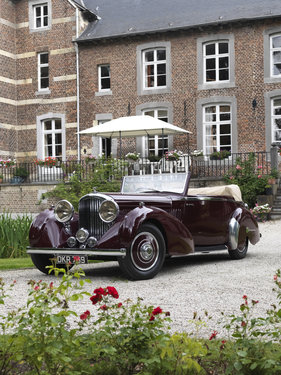 Bentley 4 1/2 Litre Cabriolet (1937) - als Lot 22 an der Bonhams Versteigerung Chantilly 2015