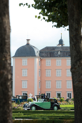Bentley 4 1/4 Litre Brougham de Ville (1938) - Schmuckstück im Park - Classic-Gala Schwetzingen 2020