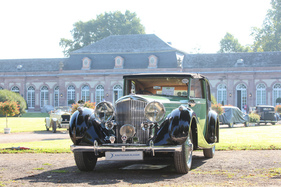 Bentley 4 1/4 Litre Brougham de Ville (1938) - karossiert von James Young, 1938 auf der Earls Court Motorshow präsentiert - Classic-Gala Schwetzingen 2021
