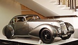 Bentley 4 1/4 Litre Coupé "Embiricos" (1938) – französischer Art Déco für ein britisches Auto (Replik) – Wolfram Hamann