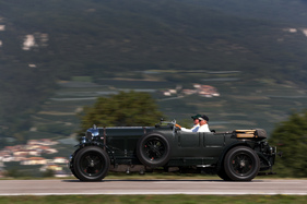 Bentley 6 1--2 Litre Speed Six (1929) - Oldtimer-Wanderung um den Autozug-Pokal - ADAC Trentino Classic 2013 - Triumph