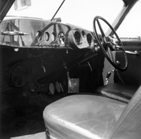 Bentley Continental (1953) - Einstieg und Interieur, von links gesehen