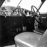 Bentley Continental (1953) - Einstieg und Interieur, von links gesehen