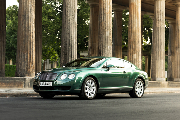 Image: Bentley Continental GT (2004) - photographed in Berlin