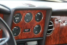 Bentley Continental R (1993) - alle wichtigen Informationen im Blickfeld