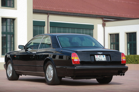 Bentley Continental R (1993) - auch das Heck wirkt schlicht und gefällig