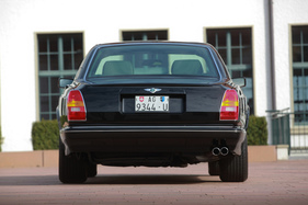 Bentley Continental R (1993) - die Breite von 1,87 Metern sieht man ihm nicht an