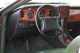 Bentley Continental R (1993) - klassisches Armaturenbrett