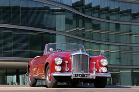 Bentley Continental R Graber (1954) - eines der teuersten Automobile am Genfer Automobilsalon von 1954 Bentley Continental R Graber (1954) - eines der teuersten Automobile am Genfer Automobilsalon von 1954