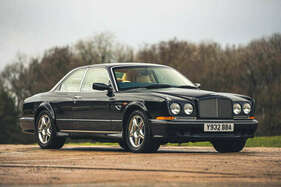 Bentley Continental R Mulliner Coupe Wide Body (2001) - als Lot 453 an der Silverstone Auctions Race Retro Versteigerung 2021