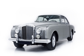 Bentley Continental S2 Coupé par H.J. Mulliner (1959) - als Lot 186 an der Artcurial-Versteigerung anlässlich der Rétromobile Paris am 18./19. März 2022