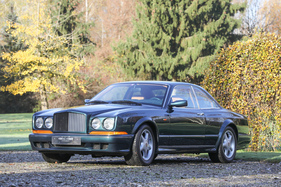 Bentley Continental T (1996) - leicht ausgestellte Radhäuser schufen Platz für Reifen der Dimension 285/45 WR 18