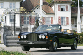 Bentley und Rolls-Royce Corniche – über die Leichtigkeit des Seins und Fahrens