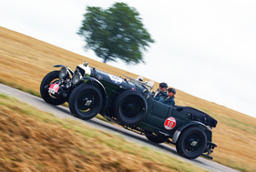 Bentley Le Mans 8 (1941) an der RAID Suisse-Paris 2016 Bentley Le Mans 8 (1941) an der RAID Suisse-Paris 2016