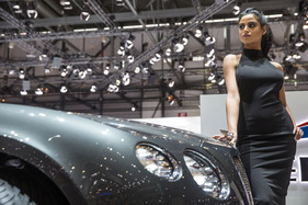 Bentley Mansory - Reifen Nebensache - auf dem Genfer Automobilsalon 2015