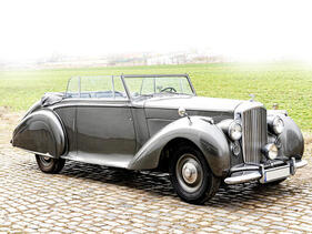 Bentley Mark VI 4 1/2 Litre Drophead Coupé (1949) - als Lot 165 an der Bonhams Goodwood Members’ Meeting Versteigerung 2025